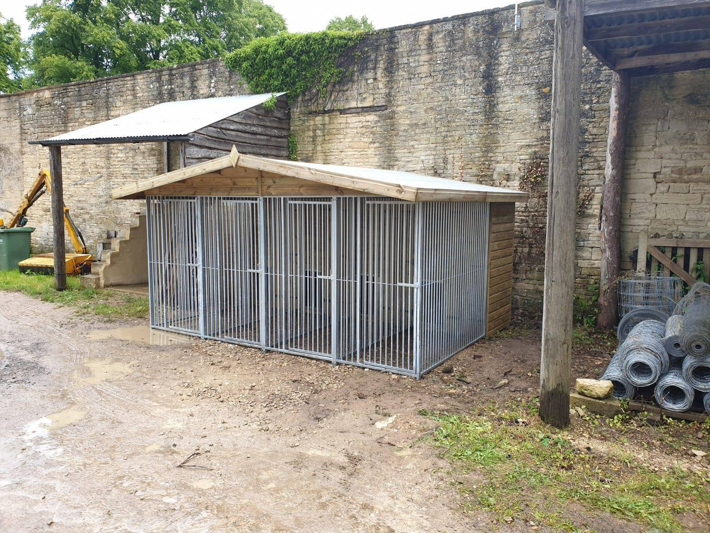 Four Bay Kennel - 16ft x 12ft