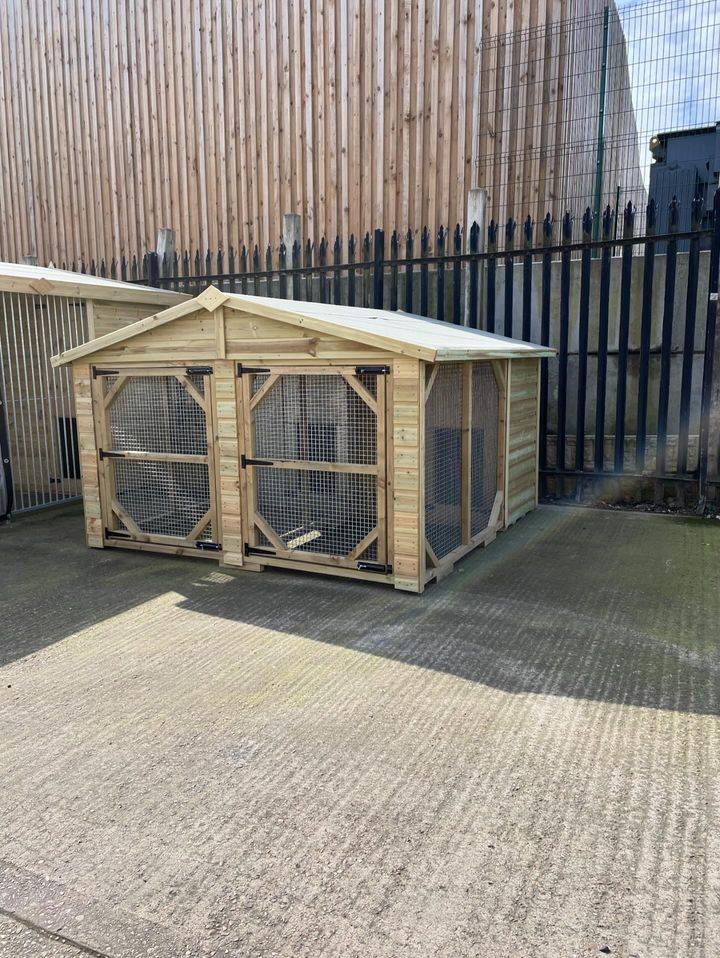 8 X 8 ft - Dog Housing - Duo Dog Kennel