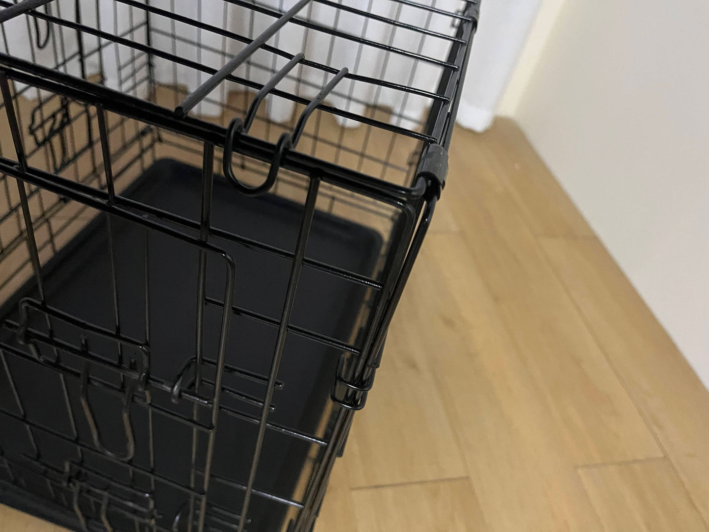 Small Dog Crate - 61 x 42.5 x 49 cm