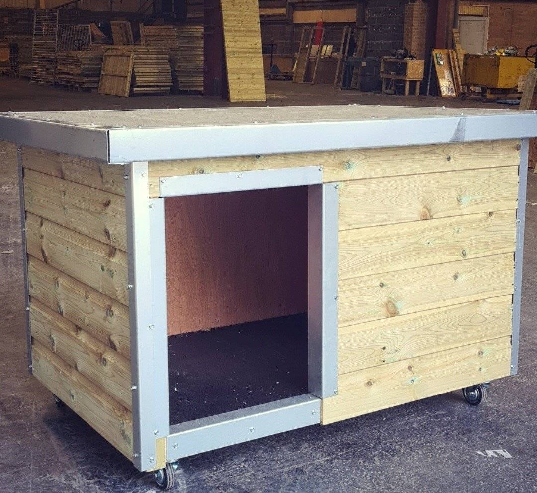 Premium Timber Dog Cabin