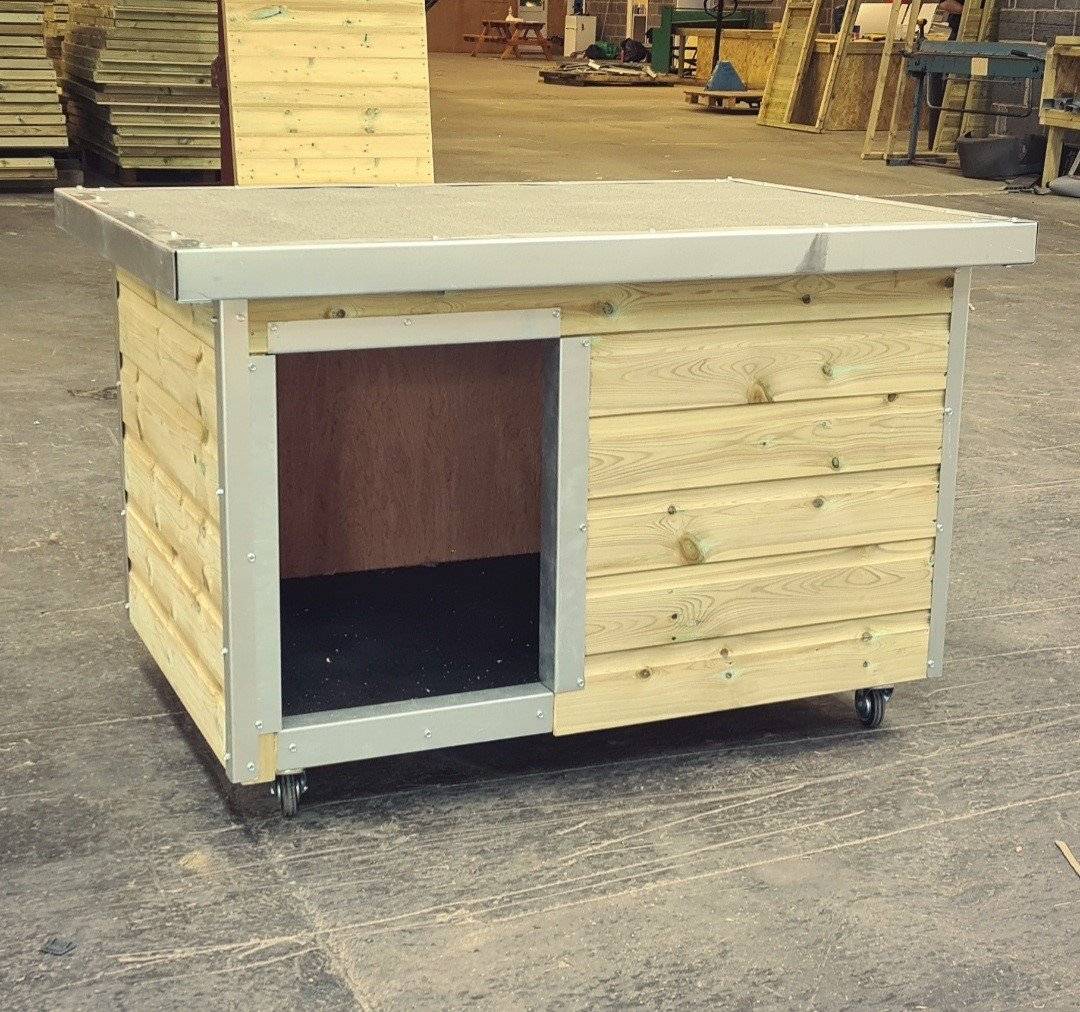 Premium Timber Dog Cabin